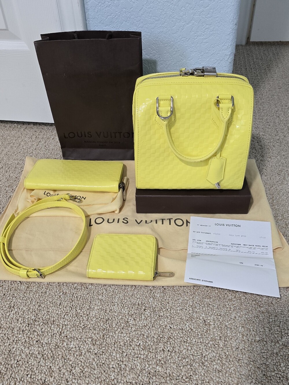 Limited Edition Louis Vuitton Damier Faucet Speedy Cube With 2 Wallets